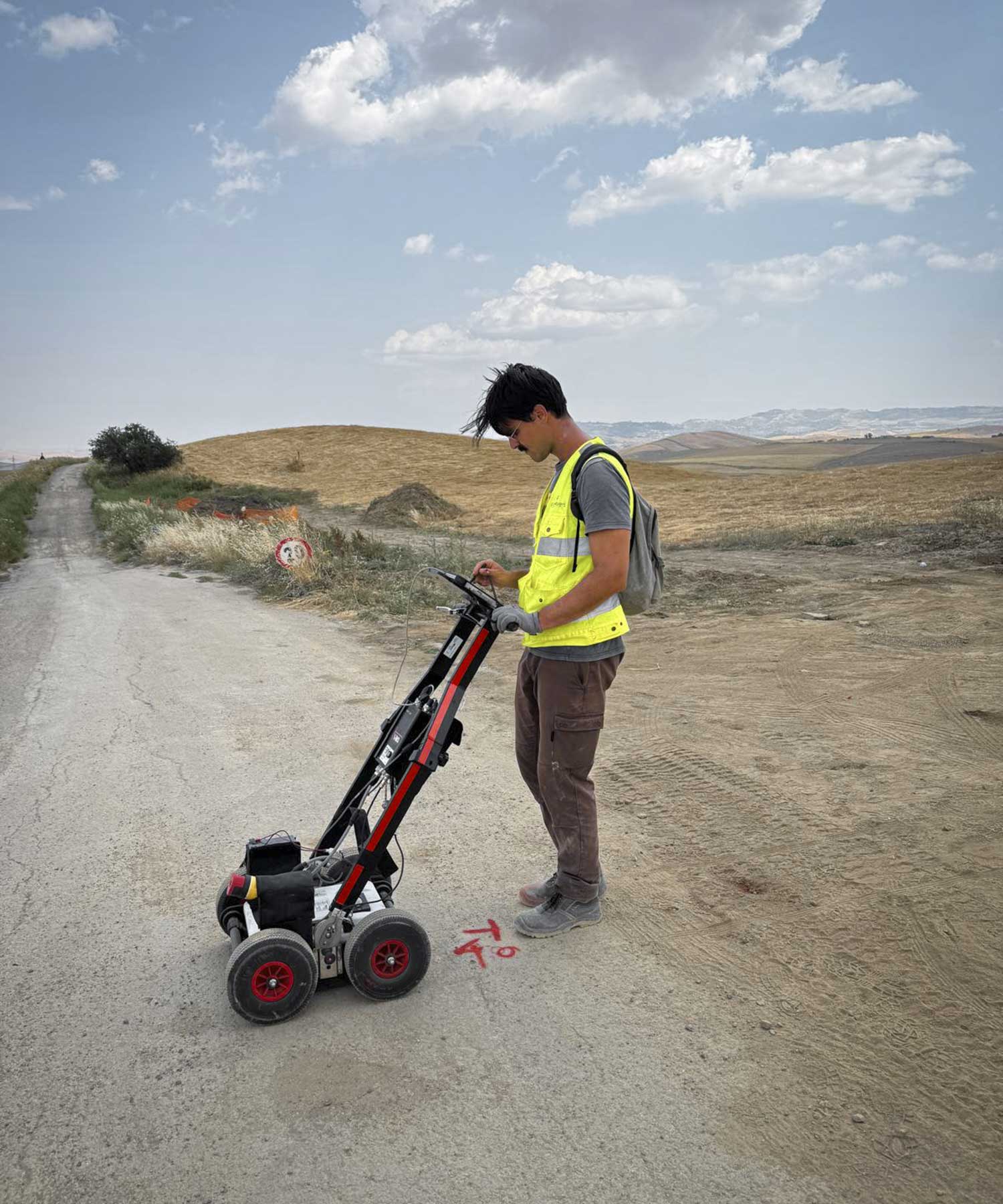 GPR (Ground Penetrating Radar) – Geosurveys